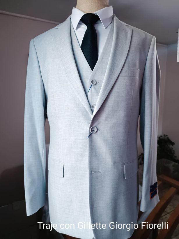 Traje 3 Piezas Gris Perla