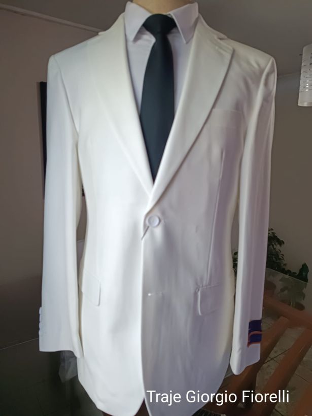 Traje Marfil